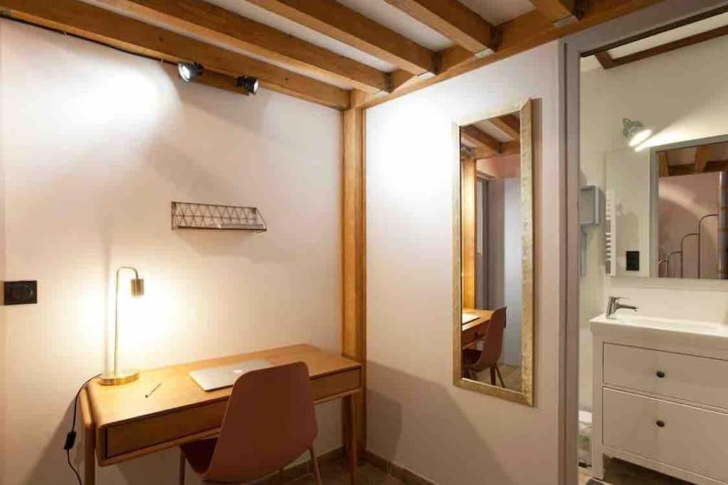 Appartement Lumineux En Centre-Ville Arles Exterior photo