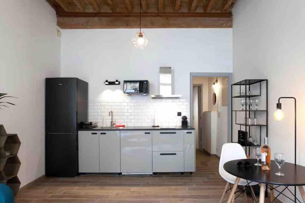 Appartement Lumineux En Centre-Ville Arles Exterior photo